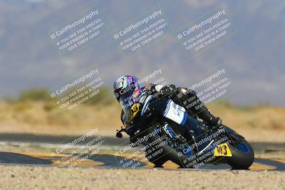 media/Mar-22-2025-CVMA (Sat) [[462c0ffedb]]/Race 13-Amateur Supersport Middleweight/